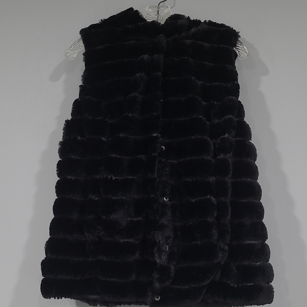 Elegant Black Faux Fur Vest for Women